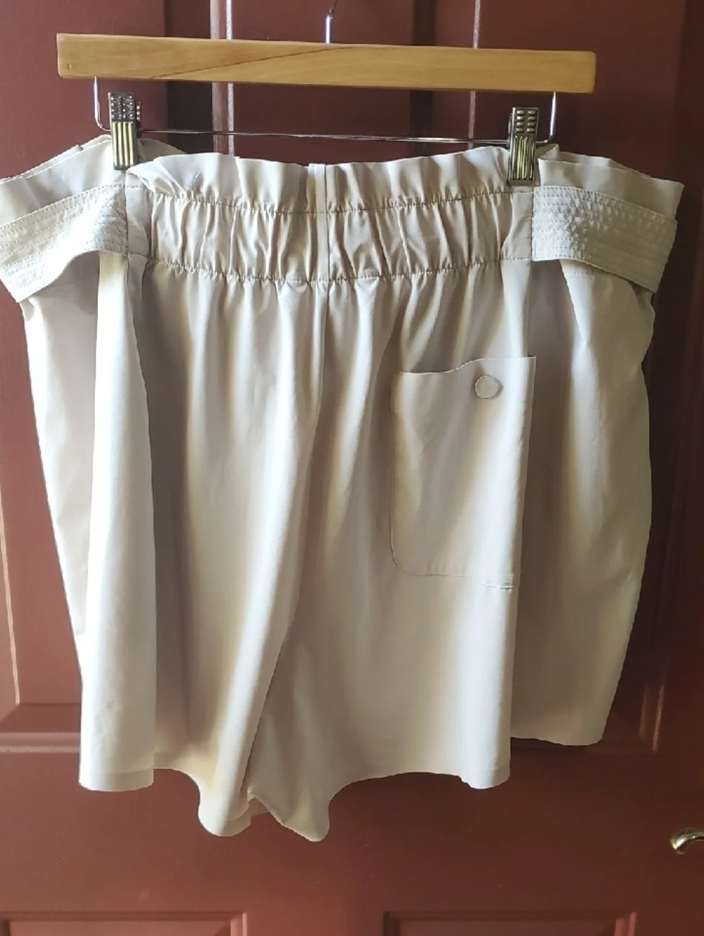 Athleta Skyline  High-Waist Paperbag Tie Shorts in Light Tan Size 22